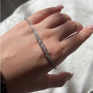 Henri Bendel bracelet